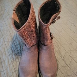Knit boots Bundle 5 for $25